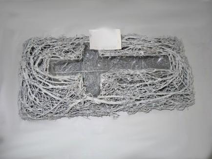 Pintas indas -kryžius iš ratano